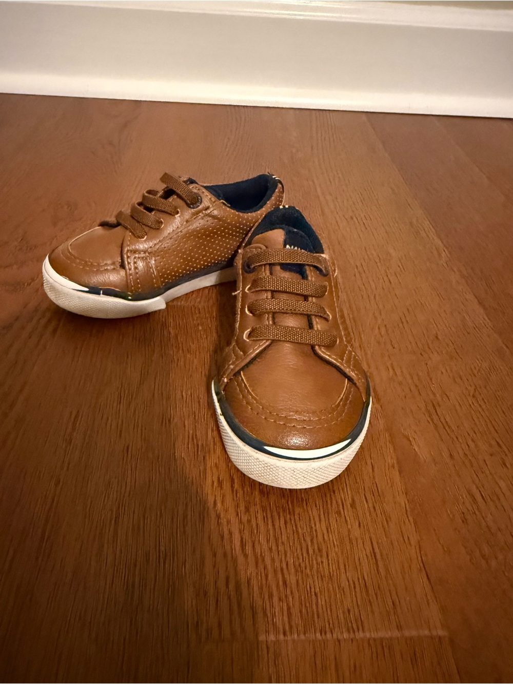 Nautica Toddler Boy Brown Faux Leather Slip On Sneakers Size 5